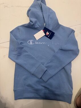 Champion Men’s Light Blue Crewneck Hoodie with Tonal Logo